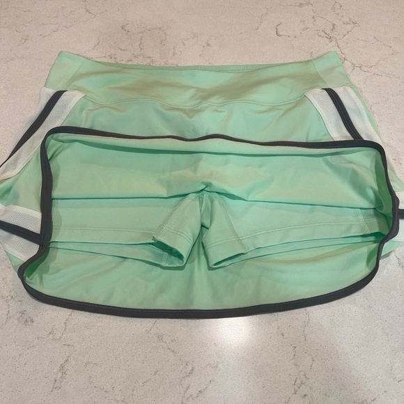 Nike Skort Womens Large Mint Green White Grey Dri Fit Tennis Golf - Picture 2 of 7